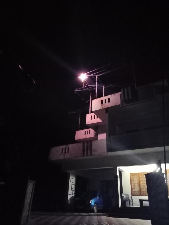 شقة Nandana'S Residency مونار المظهر الخارجي الصورة