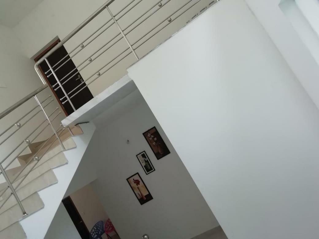 شقة Nandana'S Residency مونار المظهر الخارجي الصورة